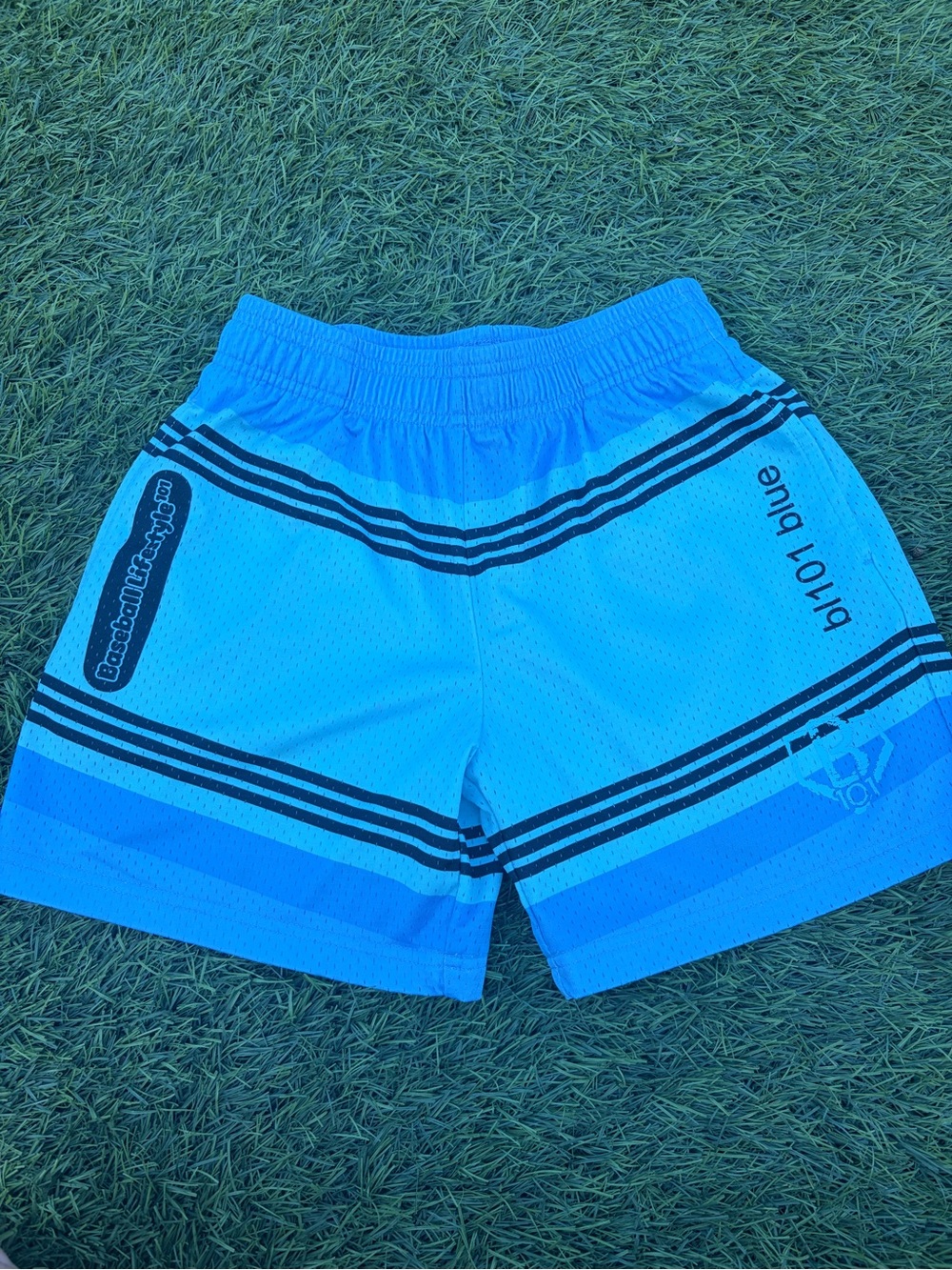 Baseball Lifestyle 101 - Crayon shorts - Youth medium